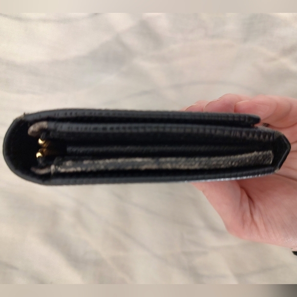 Louis Vuitton GUC+ Epi Porte-Monnaie Billets Tresor Wallet Black (W168) - Picture 12 of 13